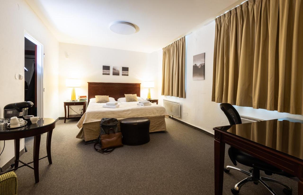 Hotel Petrovy Kameny Karlova Studanka Bagian luar foto